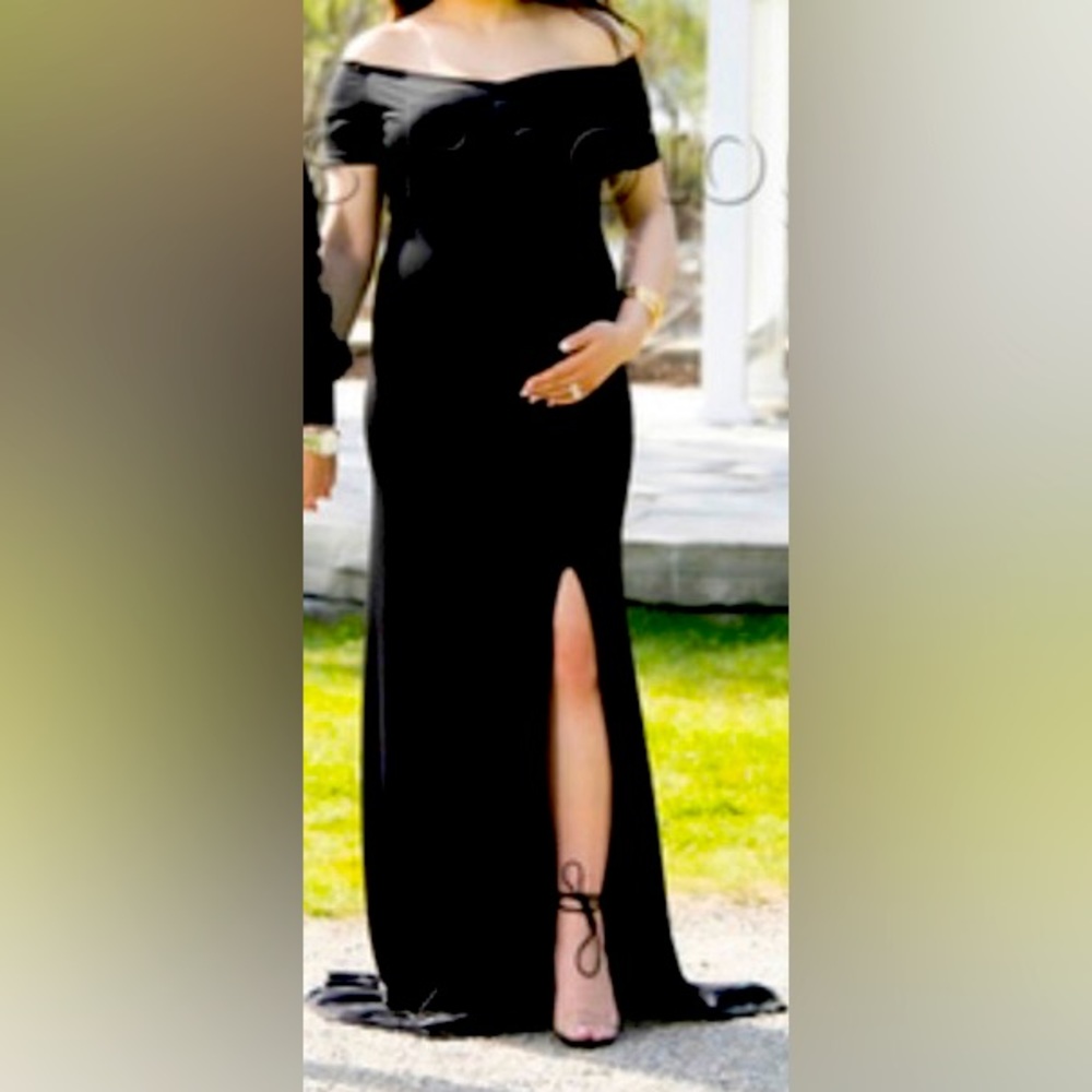 Maternity dress, black, custom made, fits like a small but very stretchy!